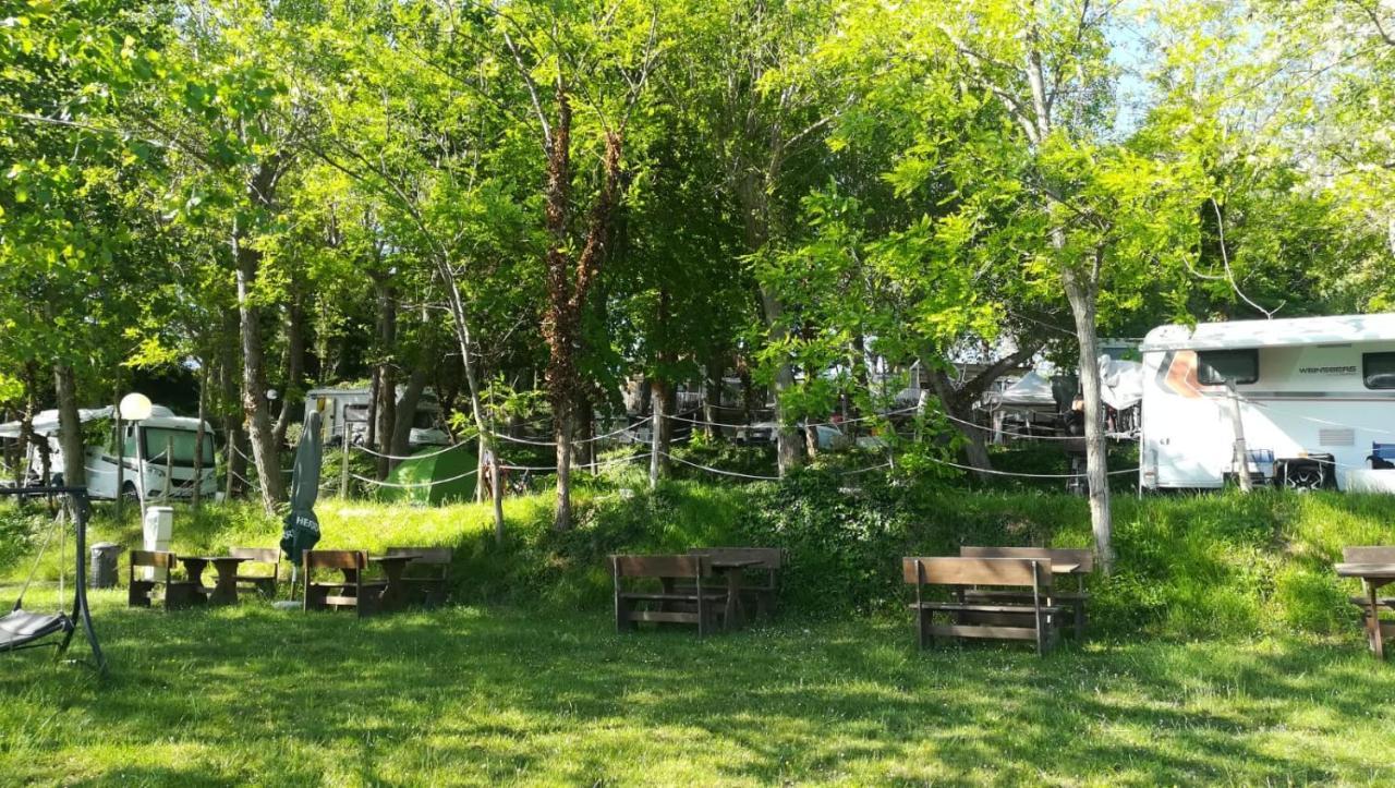 Camping Gabicce Monte Gabicce Mare Exteriér fotografie